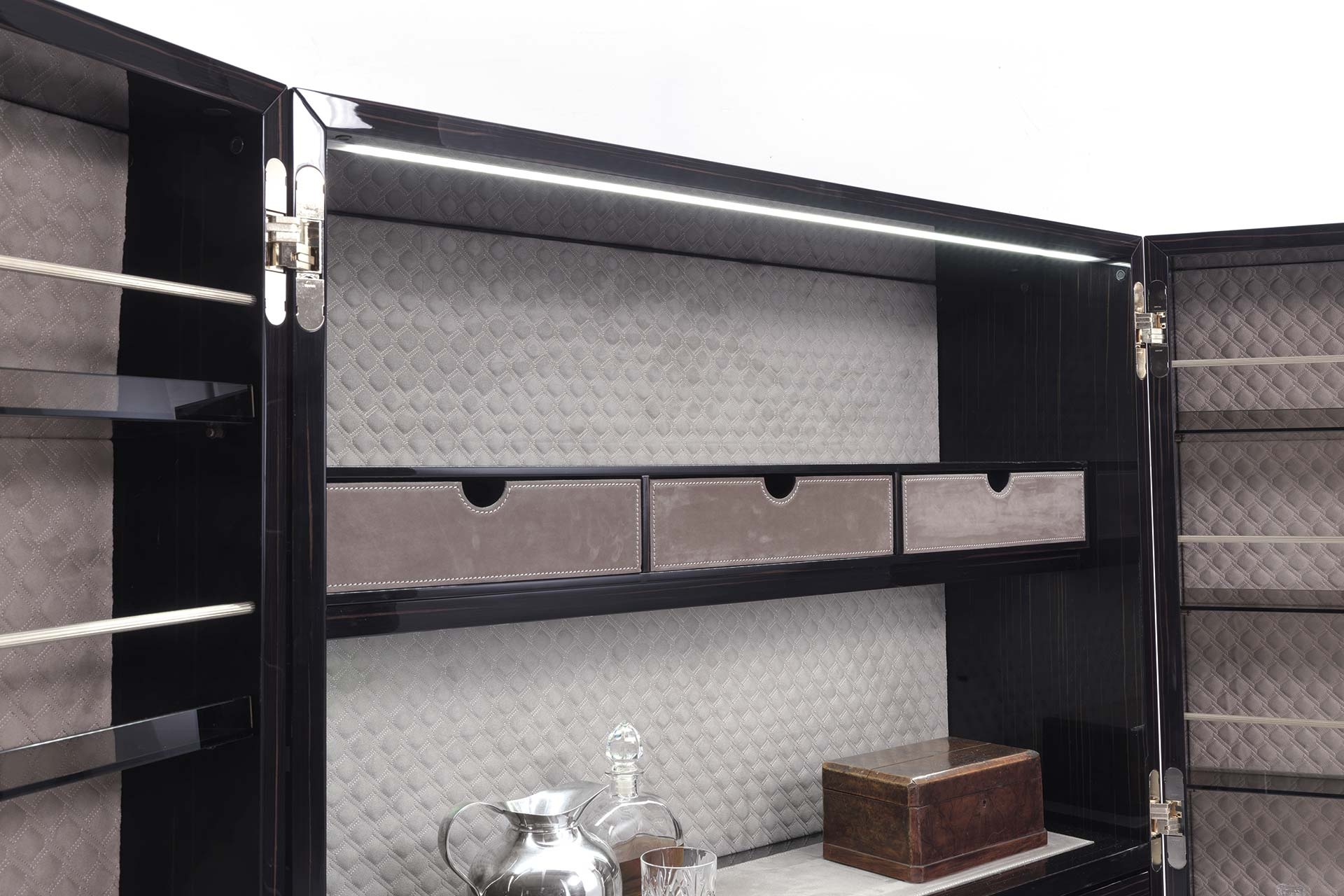 文件柜|实木文件柜|办公家具|华体（中国）家具|Crivelli 酒柜