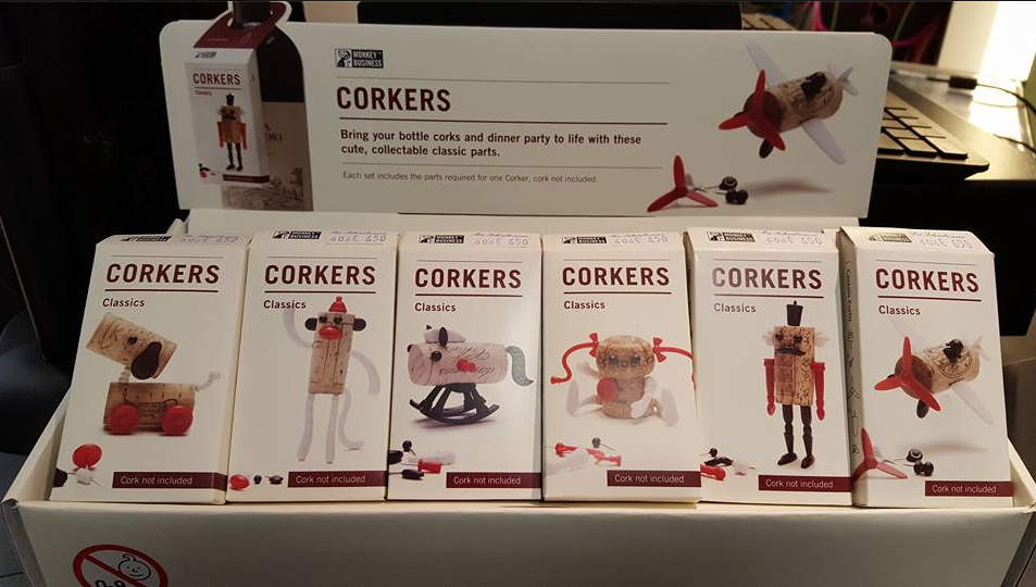 华体app网页版 - 附件|饰品|办公家具|华体（中国）家具|Corkers经典玩偶