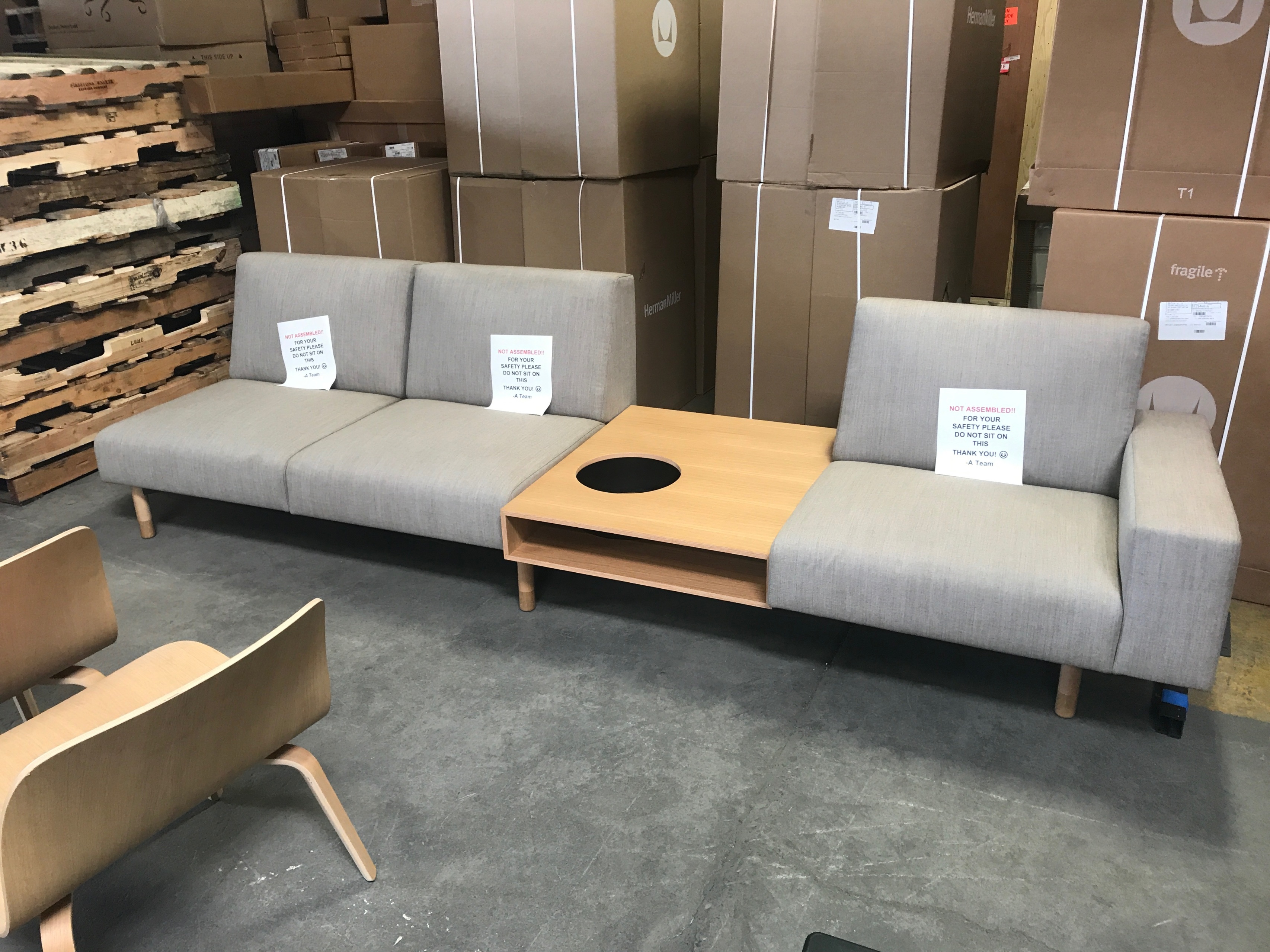 华体app网页版 - 坐具|沙发|办公家具|华体（中国）家具|SISTEMA 沙发