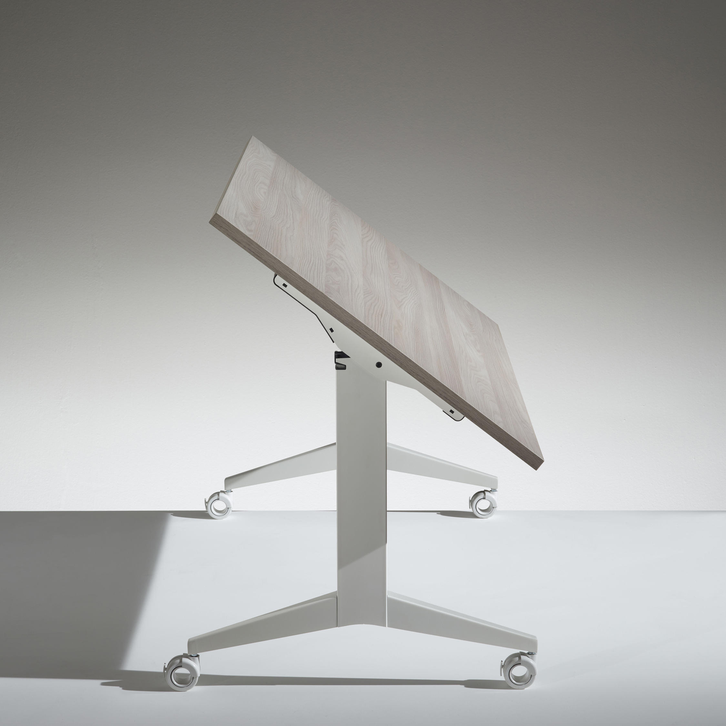 [办公屏风|办公屏风系统|办公家具|华体（中国）家具|Flip folding table 翻转折叠桌]