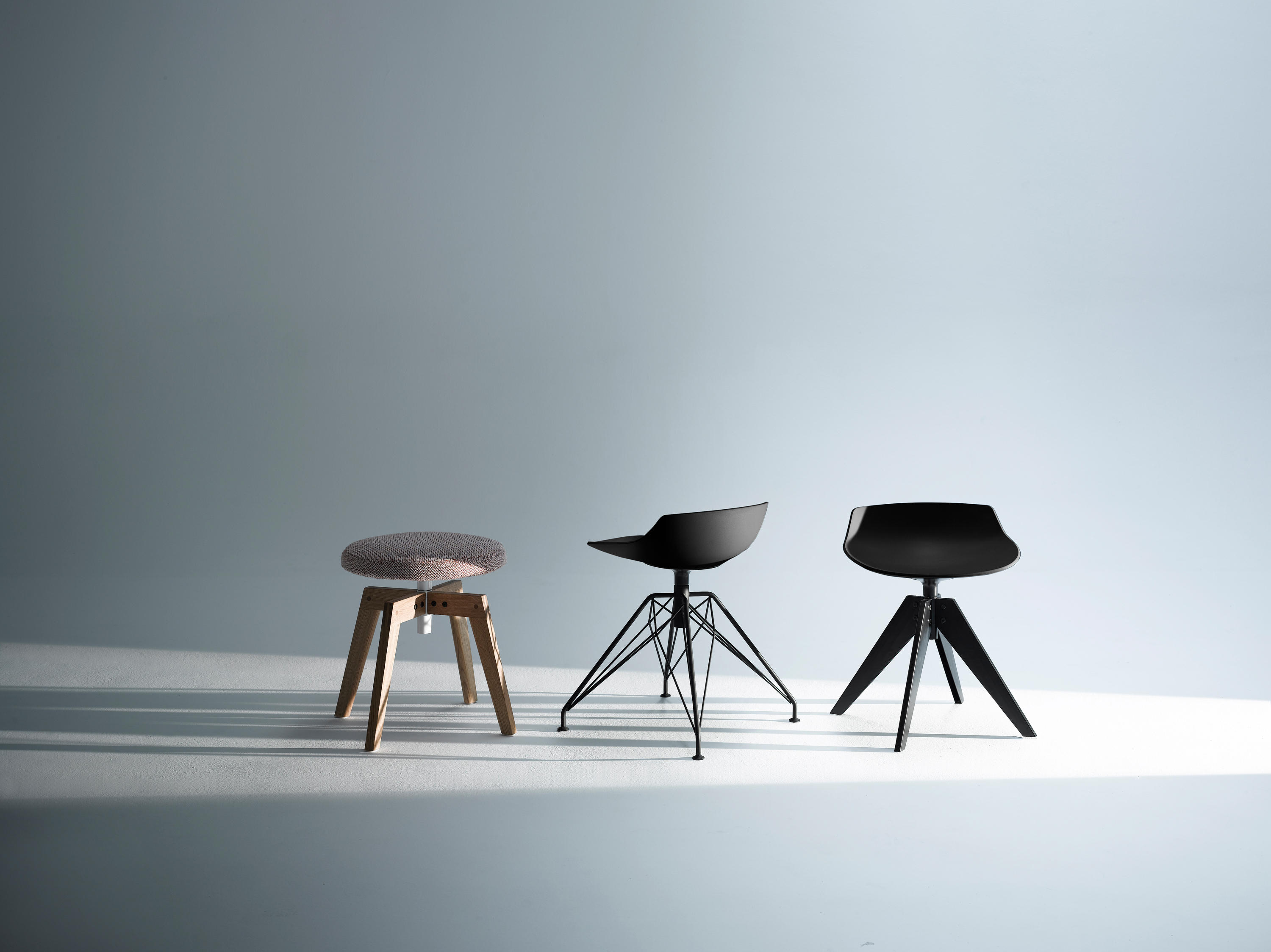 华体app网页版 - 坐具|吧椅/凳子|办公家具|华体（中国）家具|FLOW STOOL  矮凳