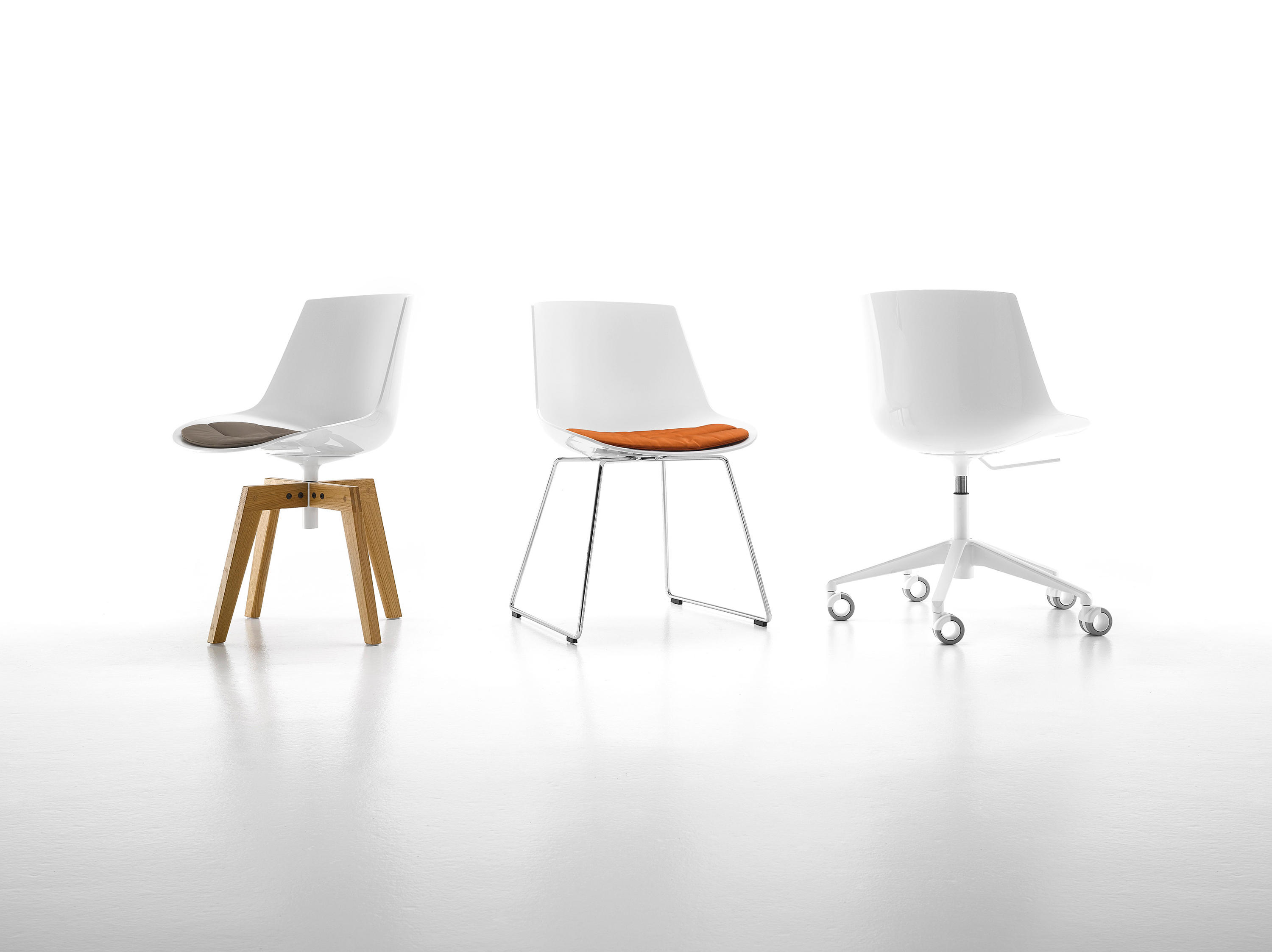 华体app网页版 - 坐具|餐椅|办公家具|华体（中国）家具|FLOW CHAIR 洽谈椅/餐椅