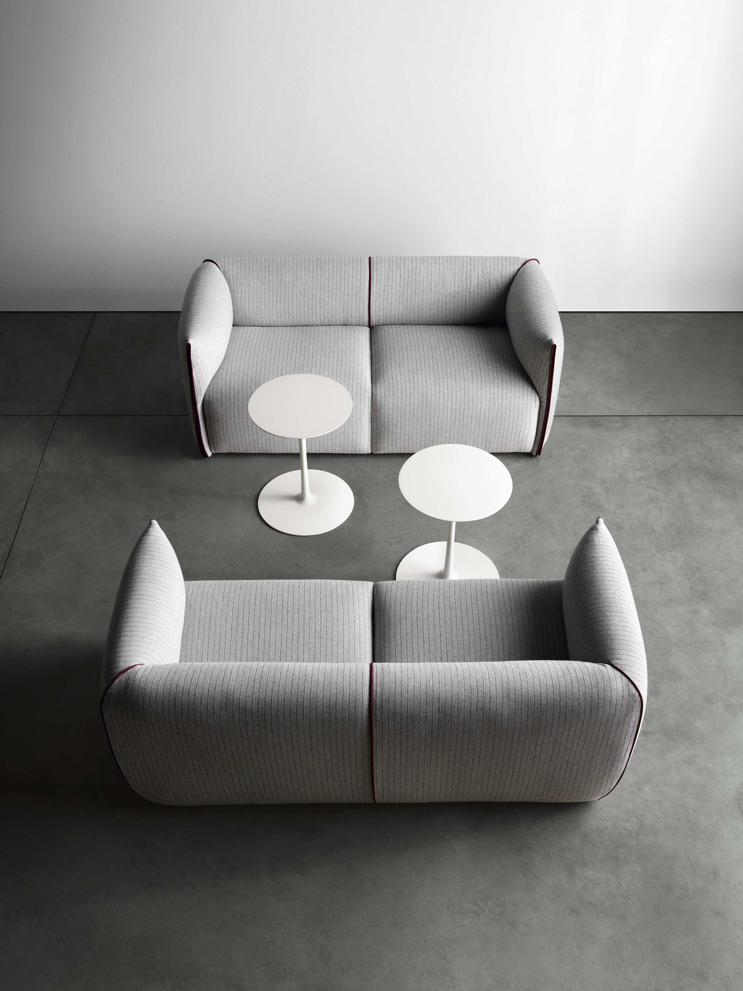 华体app网页版 - 桌几|茶几/边几|办公家具|华体（中国）家具|FLOW LOW TABLES 茶几/咖啡桌