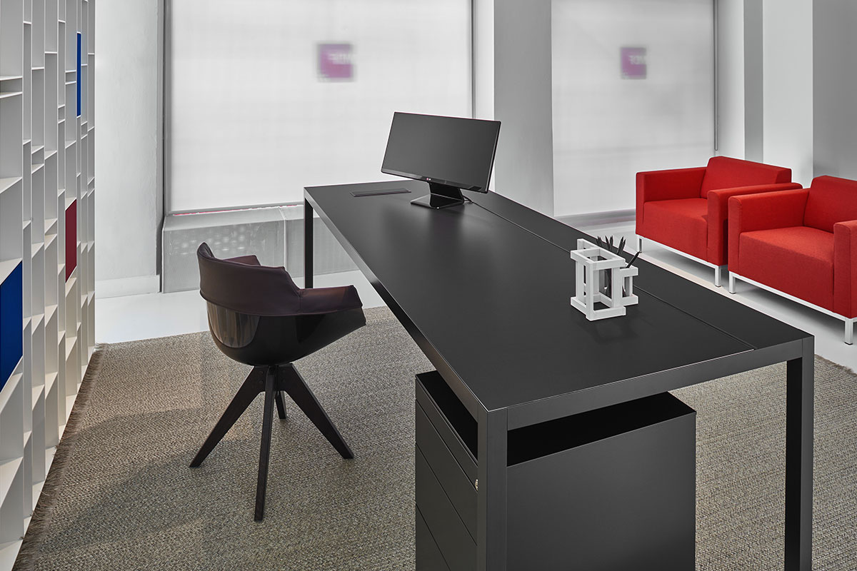 办公屏风|办公屏风系统|办公家具|华体（中国）家具|DESK 办公桌