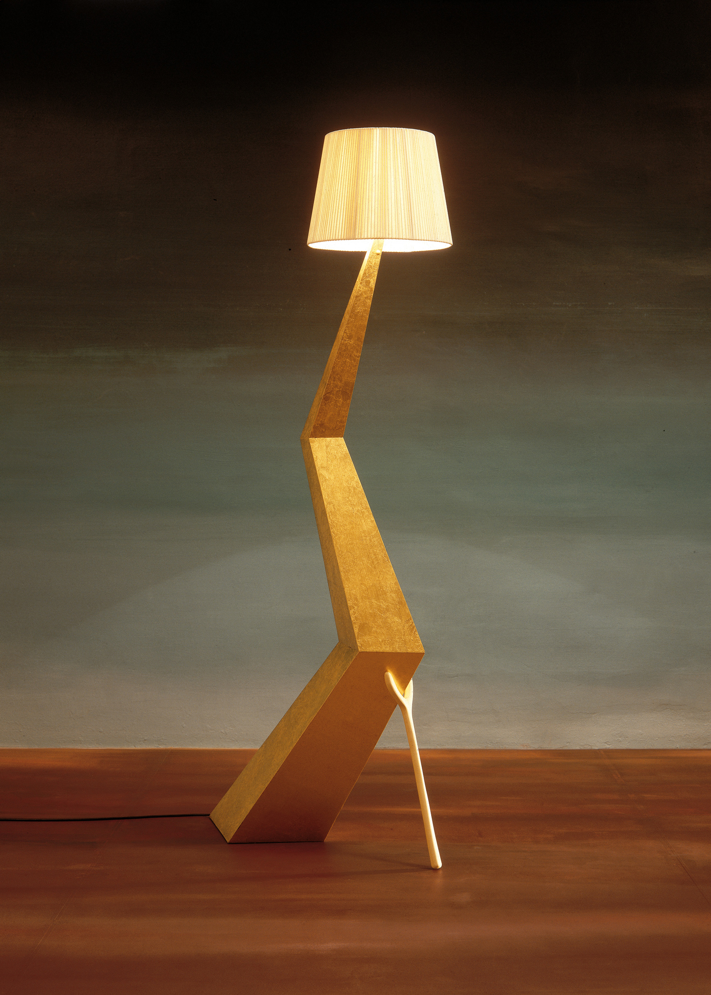 [华体app网页版 - 灯饰|落地灯|办公家具|华体（中国）家具|Bracelli lamp 落地灯]