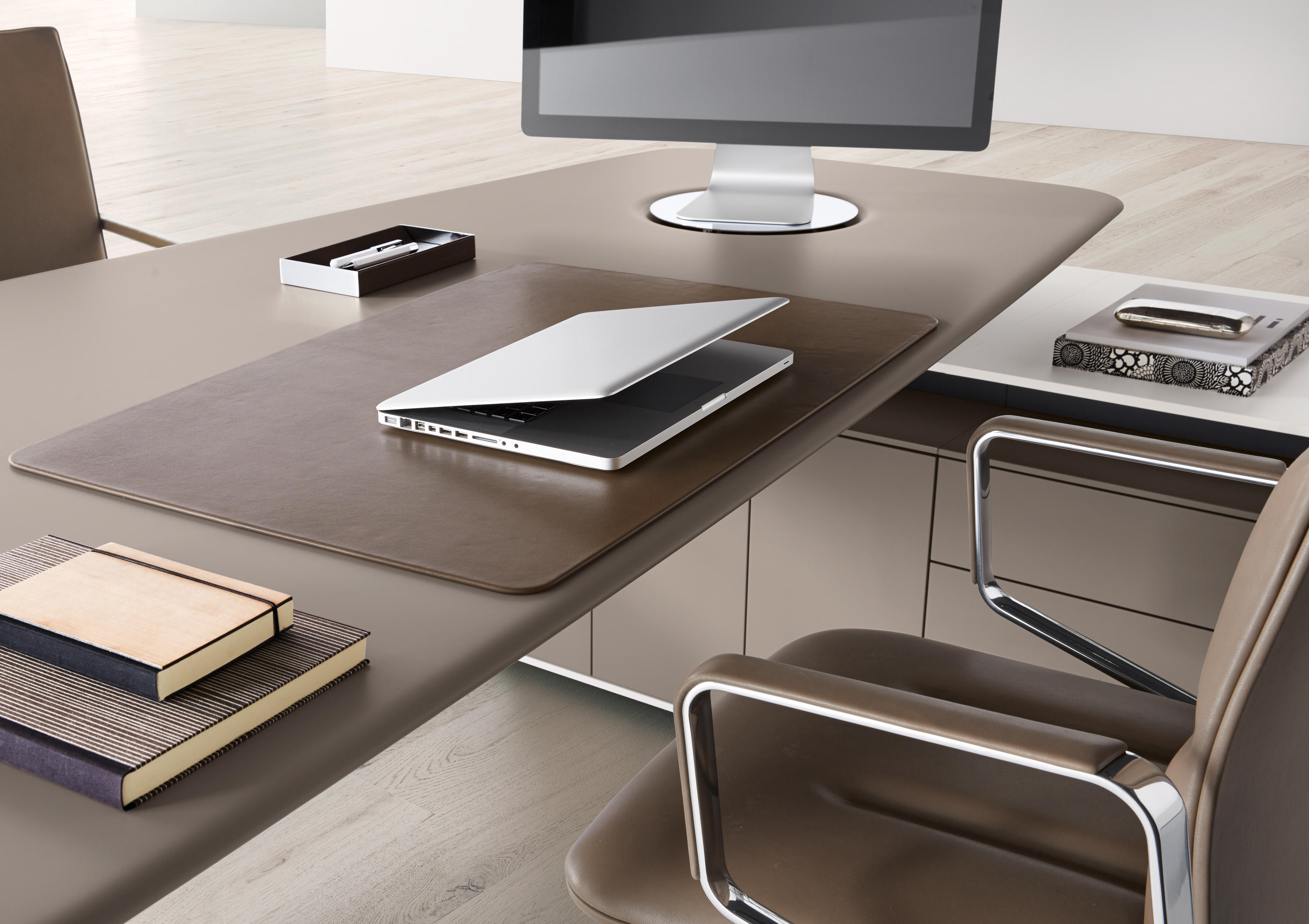 办公台|时尚大班台|办公家具|华体（中国）家具|KEYPIECE COMMUNICATION DESK.大班台