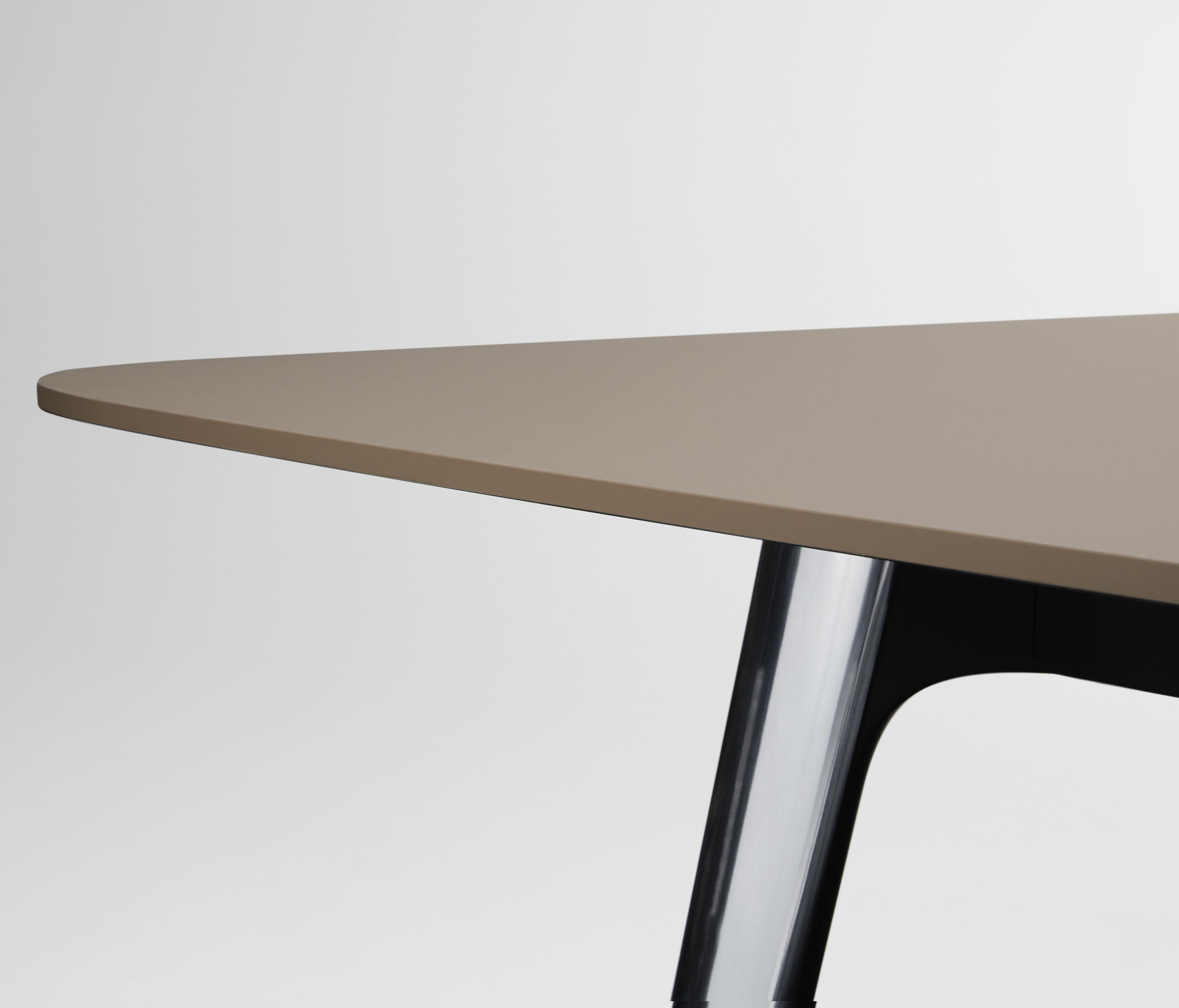 办公台|时尚大班台|办公家具|华体（中国）家具|KEYPIECE COMMUNICATION DESK.大班台