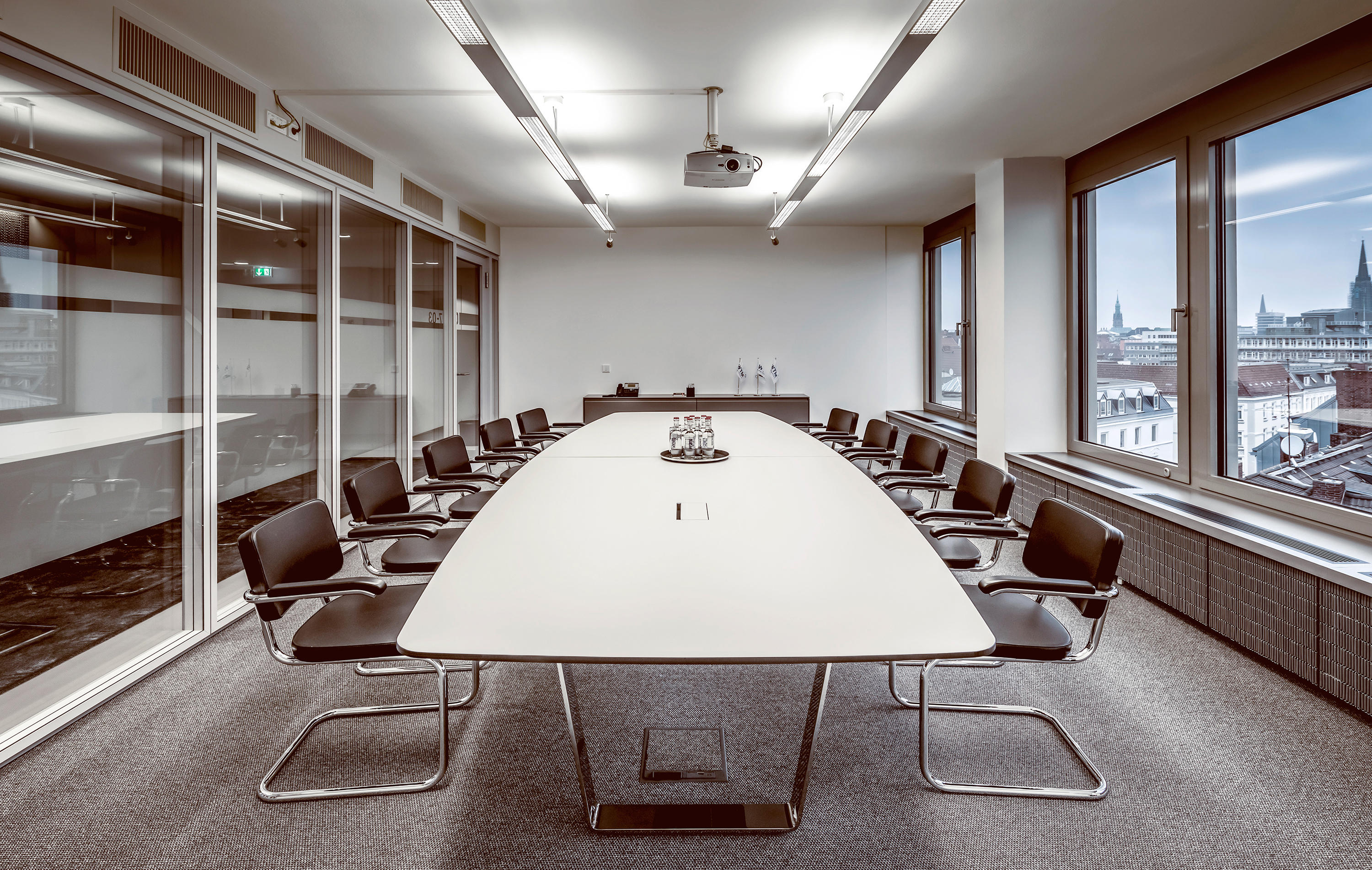 会议台|实木会议台|办公家具|华体（中国）家具|Tune系列会议台