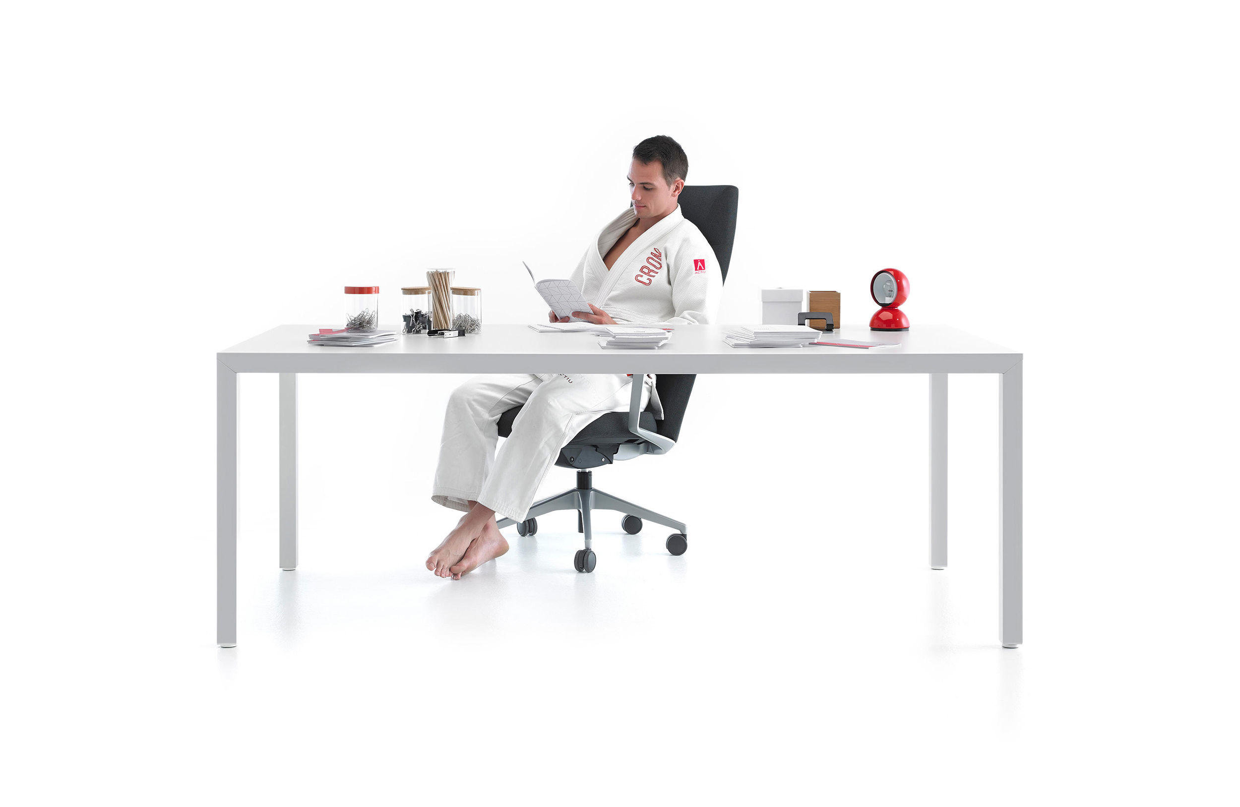办公椅|现代真皮中班椅|办公家具|华体（中国）家具|CRON 大班椅系列