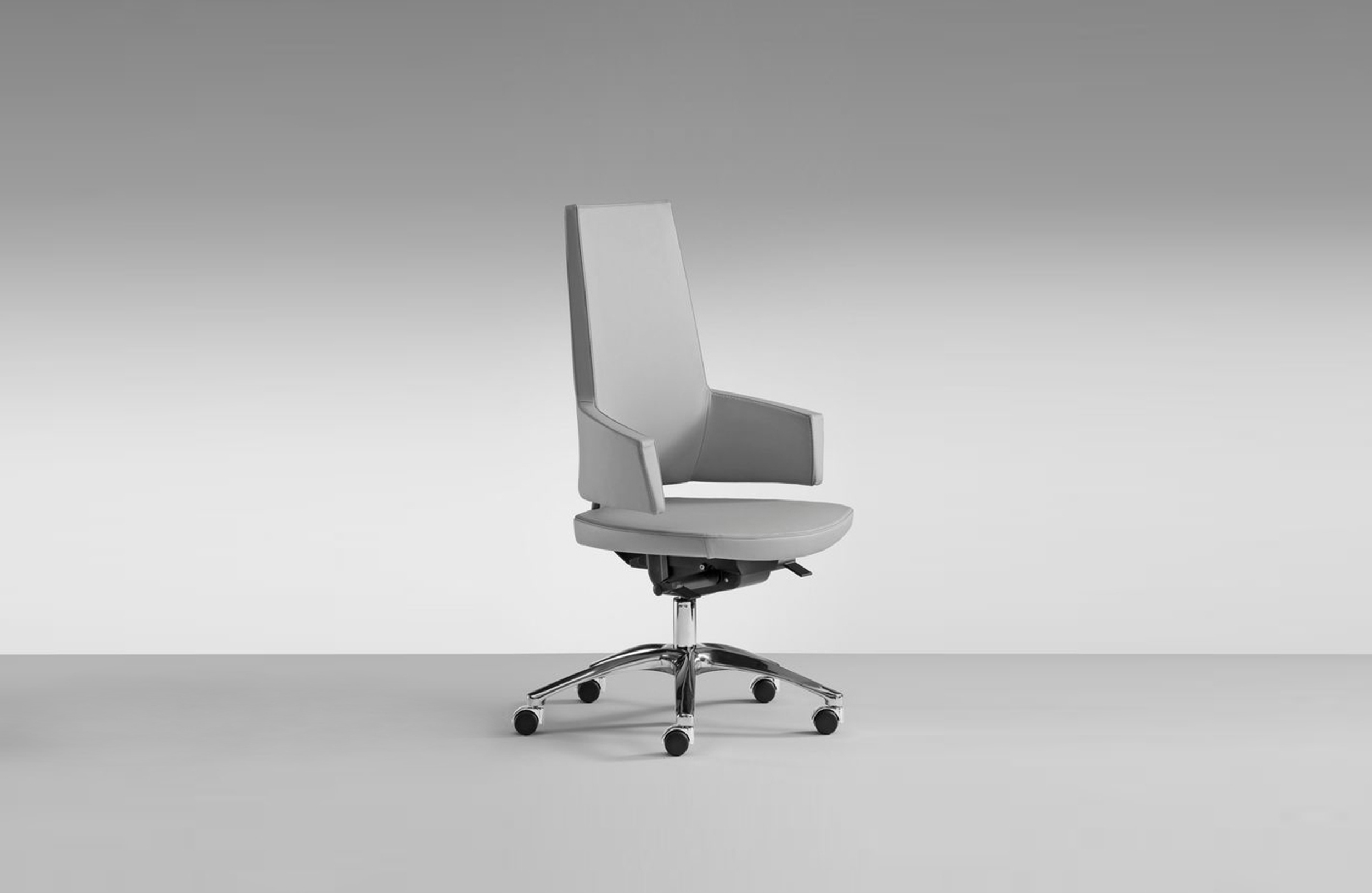 办公椅|现代真皮大班椅|办公家具|华体（中国）家具|老板|高靠背行政椅