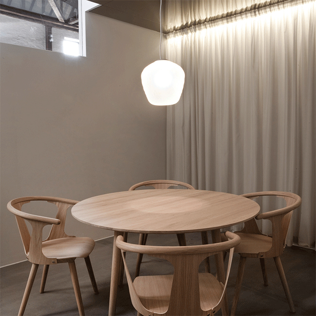 华体app网页版 - 坐具|餐椅|办公家具|华体（中国）家具|Between SK2 餐椅